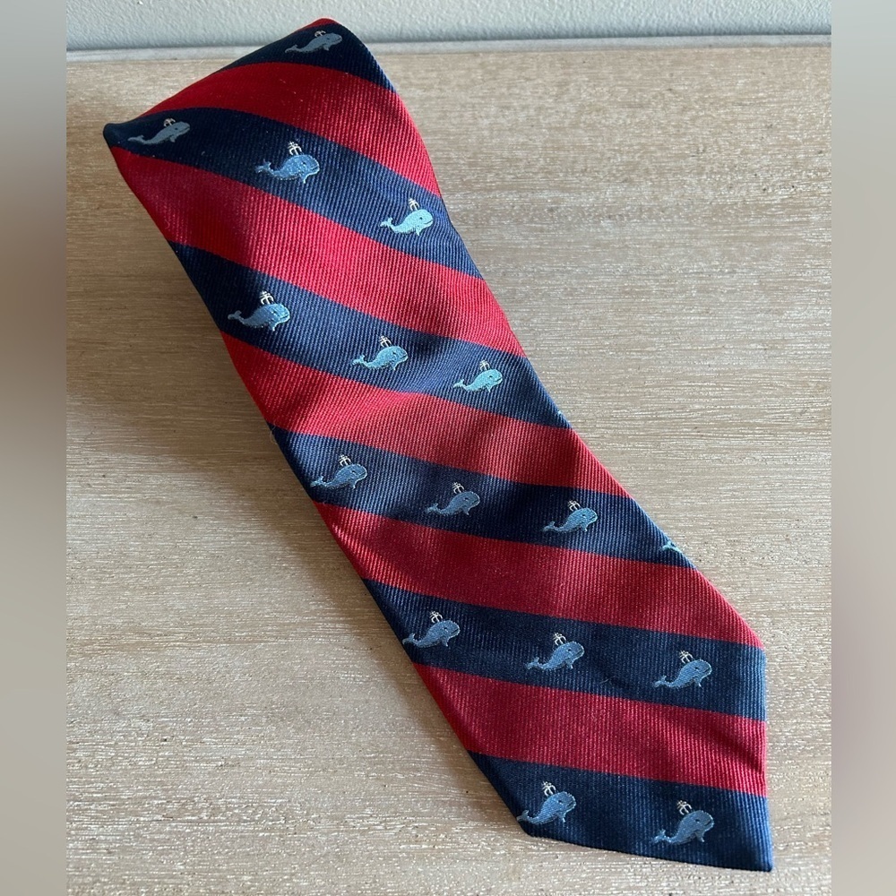 J.Crew mens red and blue striped whale accent necktie 100% English silk USA made